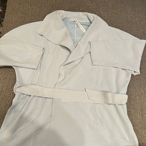 NWT :: Softstreme Belted Wrap